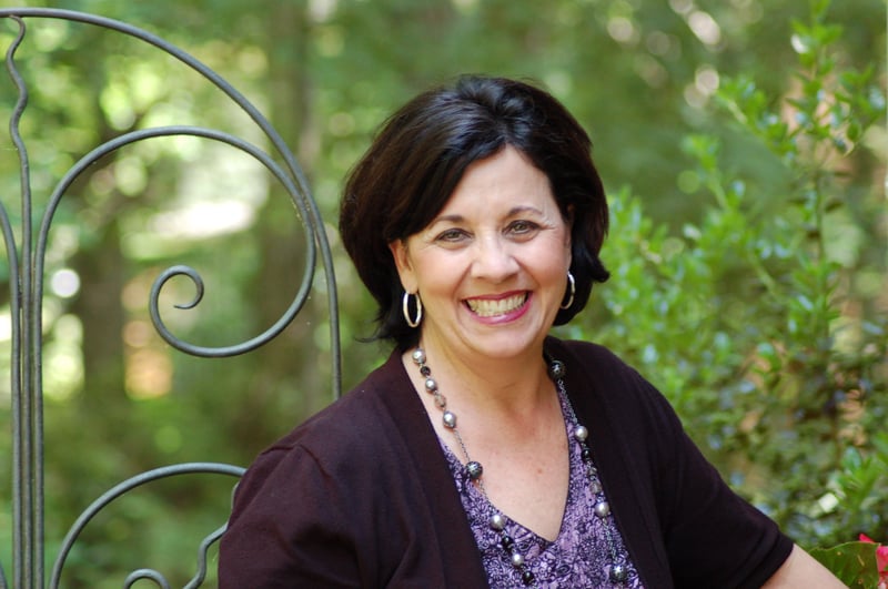 8c69e2e7-296d-412b-9a49-86038d83177f-profile_picture-BeverlyHurley